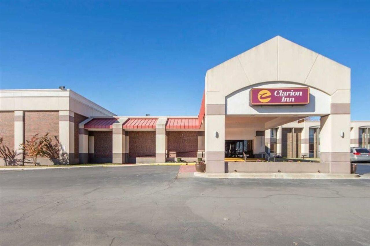 Clarion Inn Tulsa International Airport Eksteriør bilde